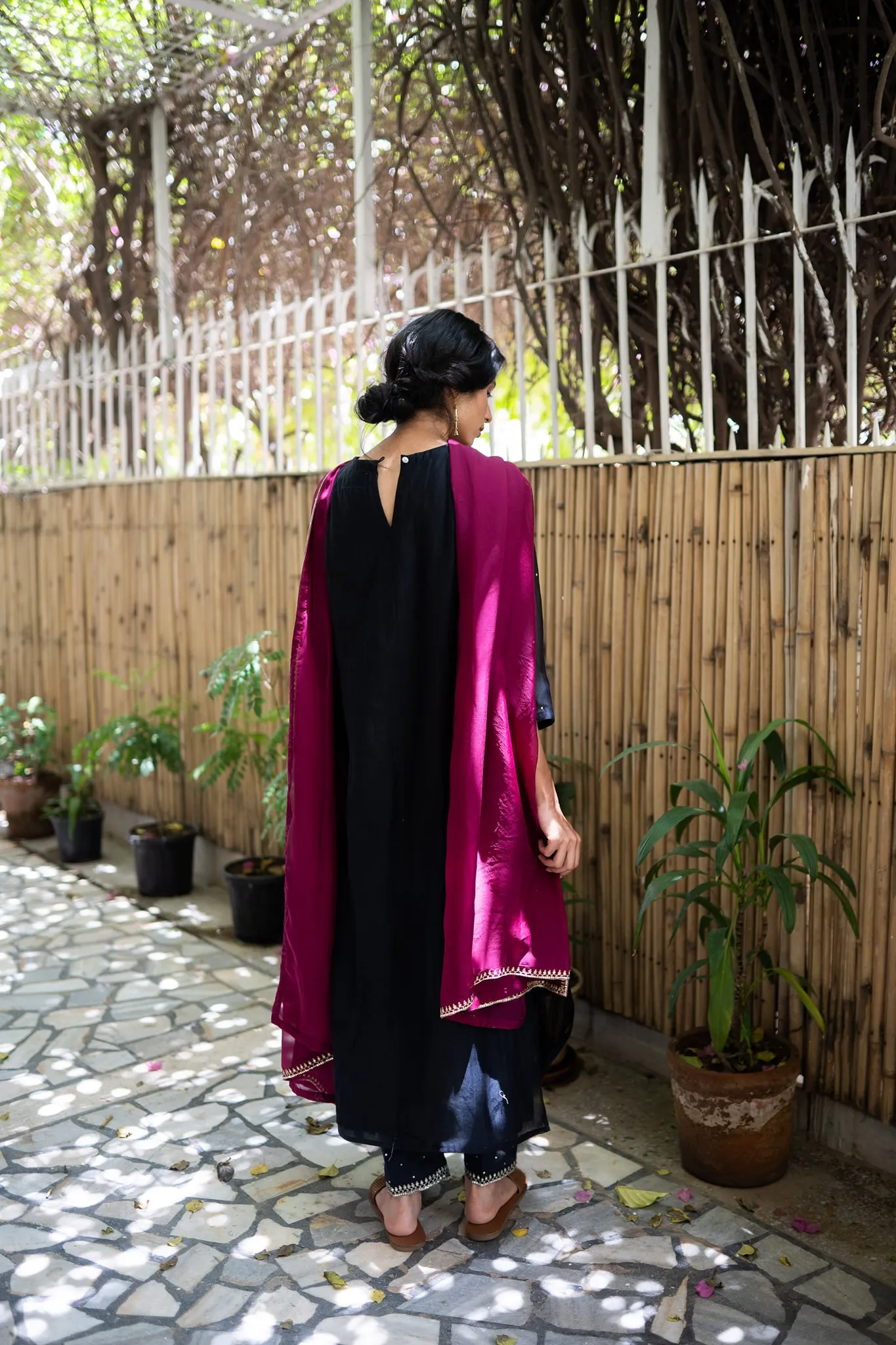 BLACK & WINE HANDWOVEN CHANDERI SET