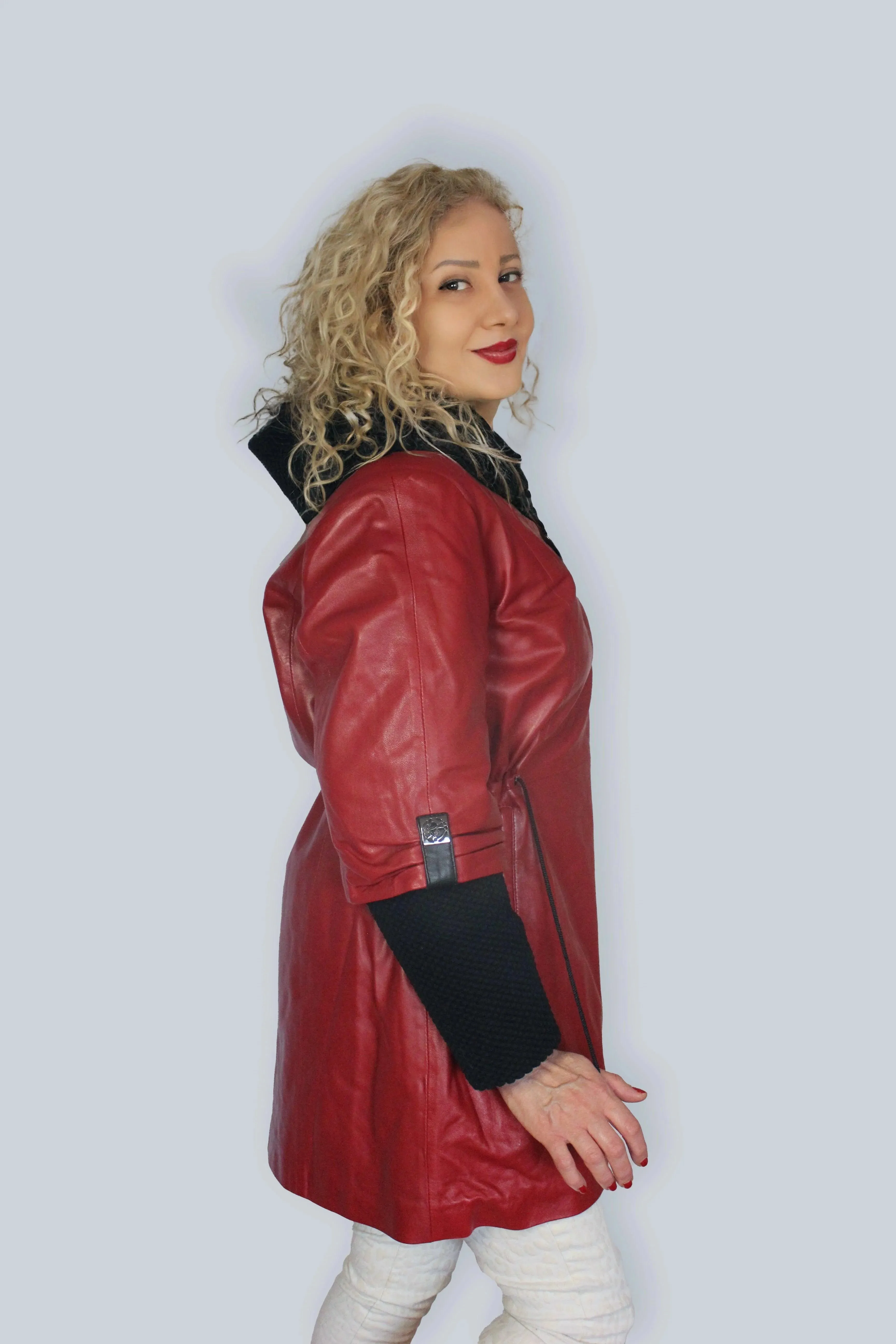 Chic Red Lamb Leather & Black Spun Wool Three-Quarter Jacket