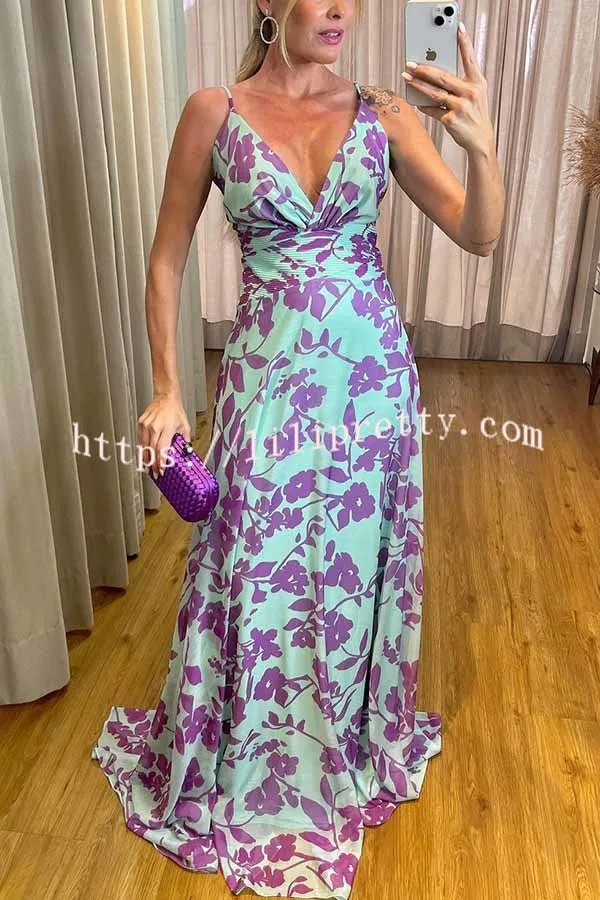 Feel The Romance Floral Print Removable Cape Sleeve Flowy Maxi Dress