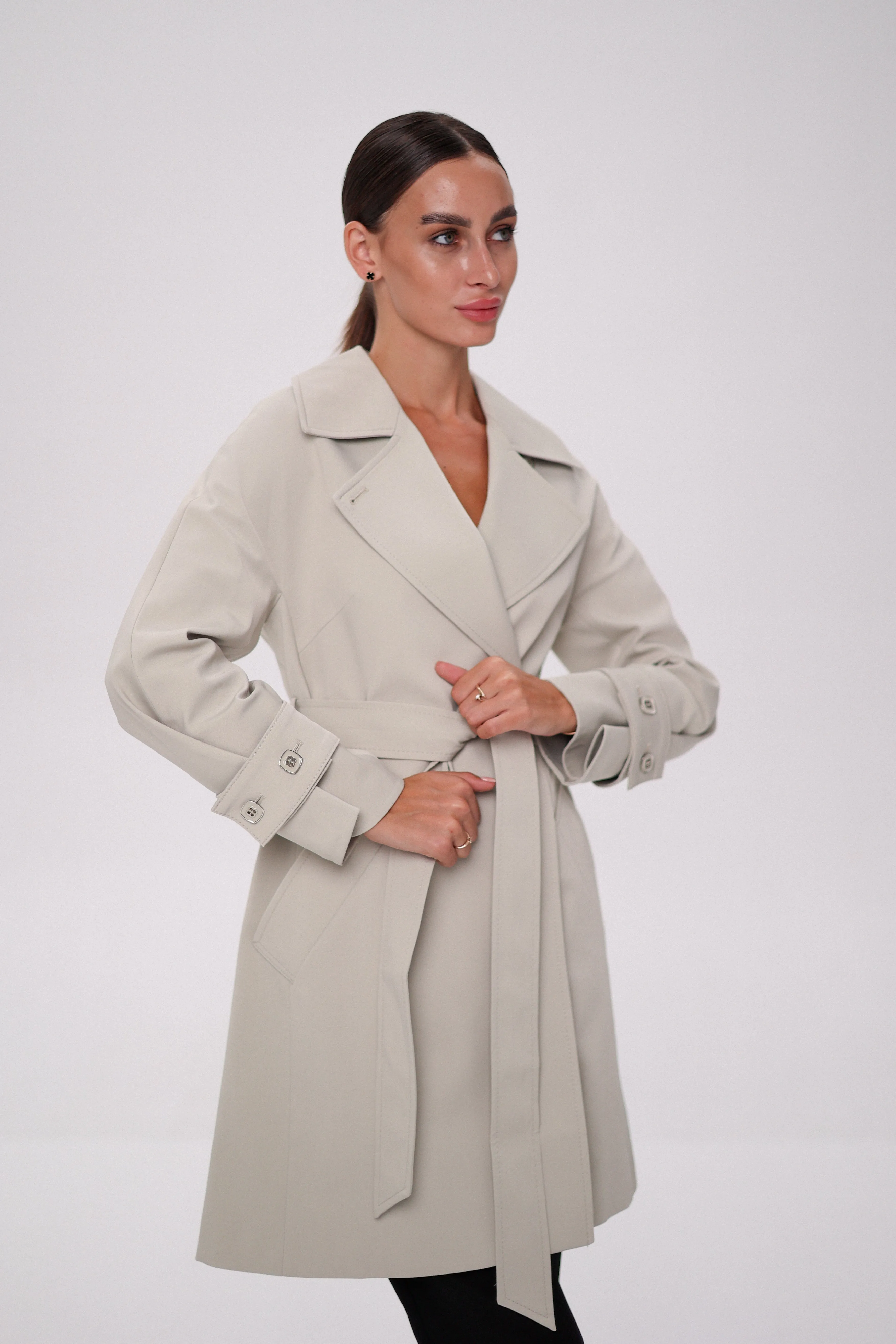 London Trench Coat in Dove